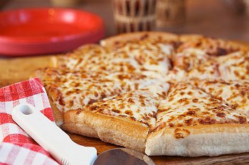 CHEESE PIZZA