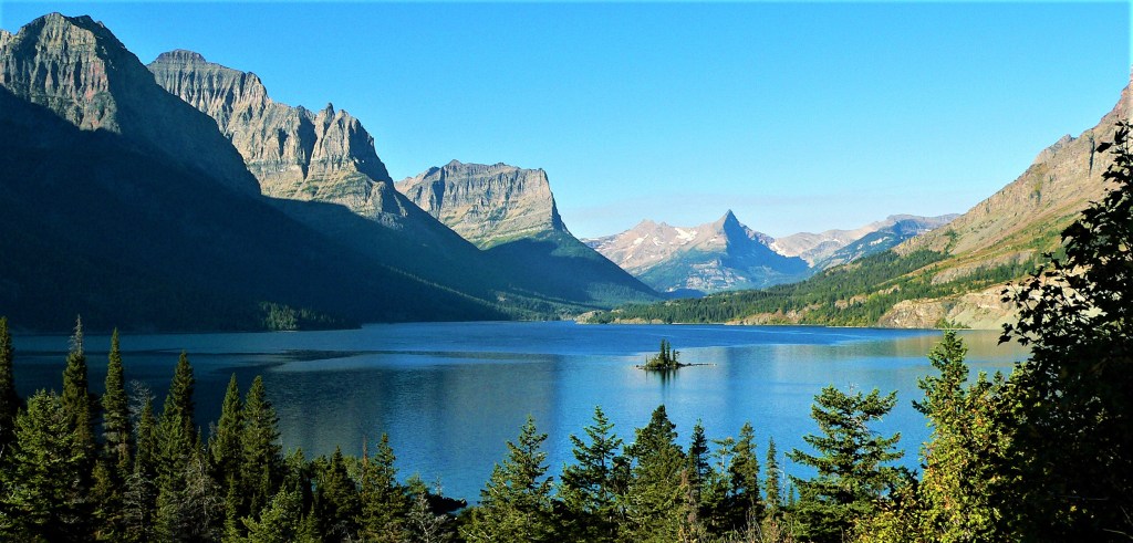 St. Mary Lake and Wild Goose Island, Glacier National Park, Montana.