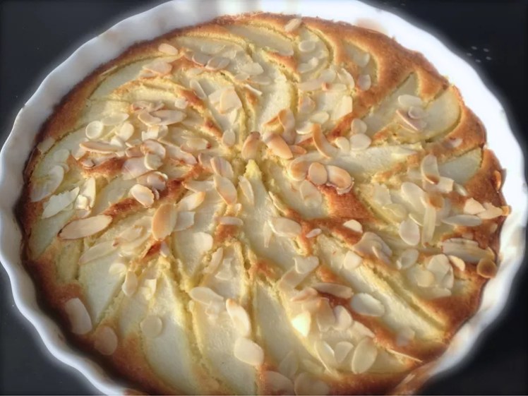Almond and Pear Cake
